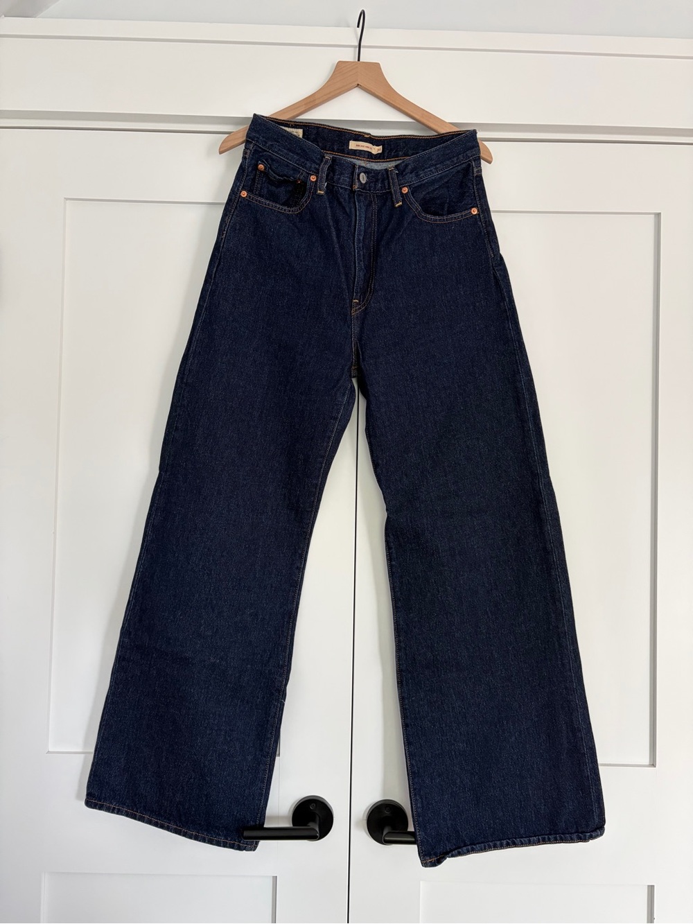 Levi’s Ribcage Wide Leg High-Rise Jeans in Dark Stone Blue, 30x32 - Picture 4 of 15